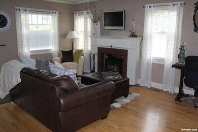 1117 10th Ave SW, Albany, OR 97321 - photo 5