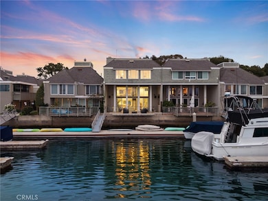 16449 Wimbledon Ln, Huntington Beach, CA 92649 - photo 4