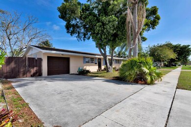2693 West End Rd West Palm-large-020-020