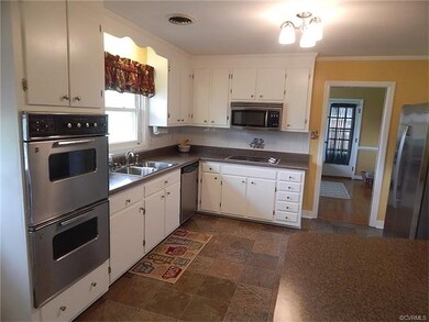 Large Kitchen