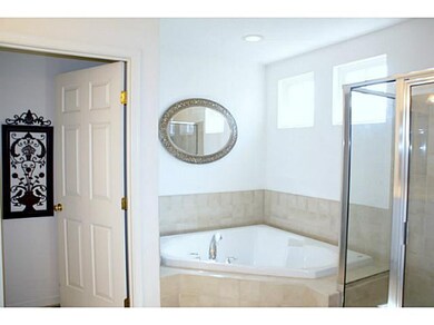 Master Bath/Spa Relax the day s cares away with a 