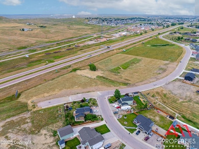 4502 Westover Rd, Gillette, WY 82716 - photo 6