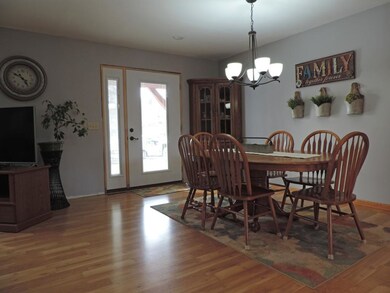 Entry/Dining Room