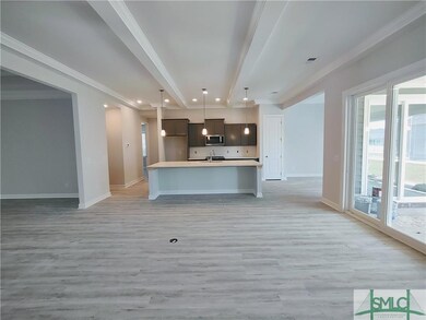 GREAT ROOM WITH TRAY CEILING, FLOOR PLUG, LVP THRO