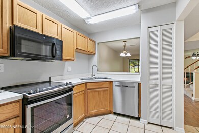 7701 Baymeadows Cir W unit 1152, Jacksonville, FL 32256 - photo 6