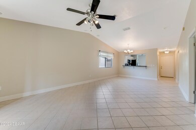 120_Limewood_Pl_Unit_6_3632_HDR