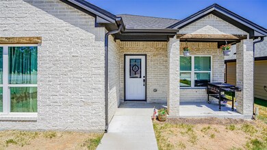 2207 Centaurus Way, Granbury, TX 76048 - photo 4