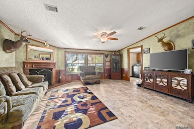 32324 Lockslie Dr, Denham Springs, LA 70706 - photo 7