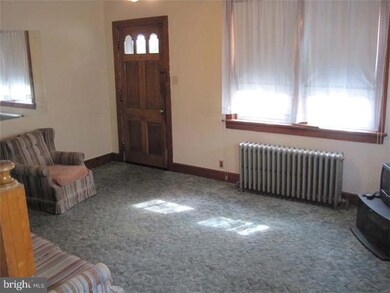 904 Moyers Rd, Lansdale, PA 19446 - photo 4