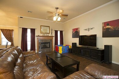Decorator colors and ready to move right in!