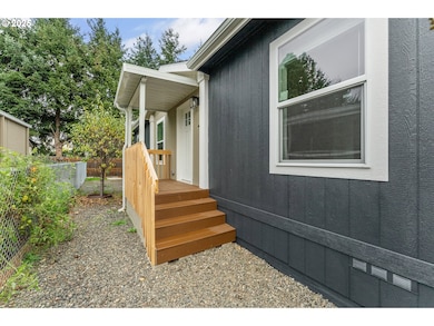 112 Twin Oaks Loop, Winston, OR 97496 - photo 4