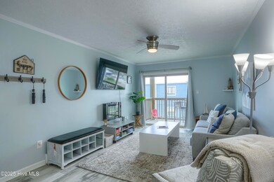 360 Topsail Reef - Interior - Edited_6