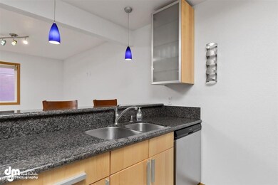 09-Kitchen 20200522-DW-8991