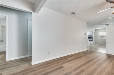 222 Merribrook Trail, Duncanville, TX 75116 - photo 4