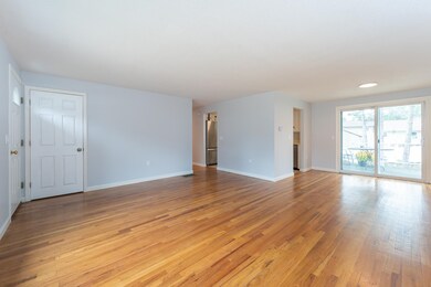 11 Sycamore St, Hudson, NH 03051 - photo 2