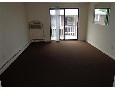 272 E Haverhill St unit 23, Lawrence, MA 01841 - photo 6