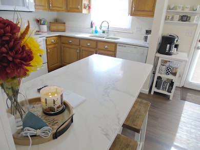 All here like Better Homes & Gardens!