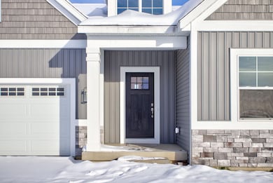 10137 Strawberry Ln, Zeeland, MI 49464 - photo 4