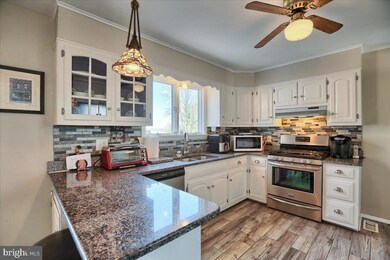 720 Sand Hill Rd, Hershey, PA 17033 - photo 7