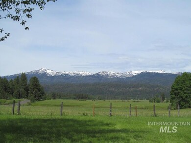 204 Clear Creek Rd, Cascade, ID 83611 - photo 4