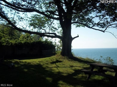 7881 Cushman Dr, Conneaut, OH 44030 - photo 3