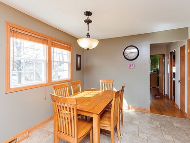 15W345 Lexington St, Elmhurst, IL 60126 - photo 5