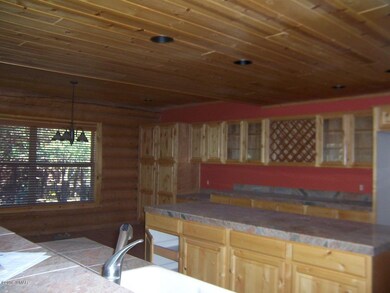 Kitchen (2)