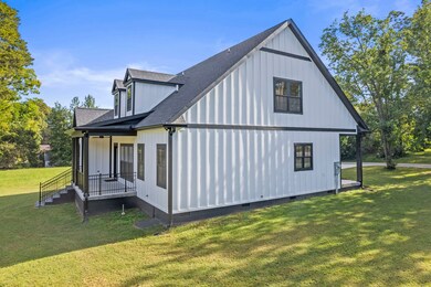 106 5th Ave N, Decherd, TN 37324 - photo 4