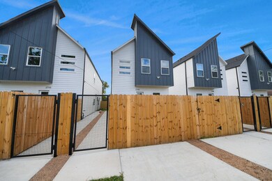 2708 Bostic St unit A, Houston, TX 77093 - photo 3
