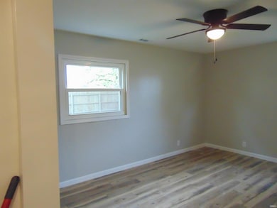 1106 Clark St, Berne, IN 46711 - photo 7