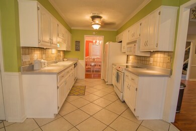 Incredible and spacious kitchen with sleek white c