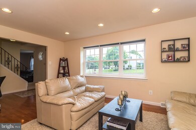 143 Bishop Dr, Norristown, PA 19403 - photo 3