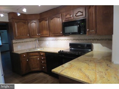 1048 Cherry Ln, Southampton, PA 18966 - photo 3