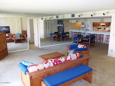 Extra Wide Sand Dollar Living Room