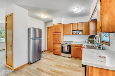 1119 Elm St S, Moorhead, MN 56560 - photo 4