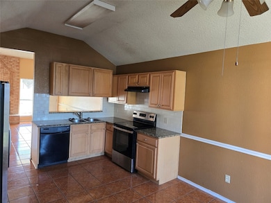 5537 Four Winds Dr, Arlington, TX 76018 - photo 6