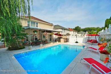 (4) BACKYARD AND POOL