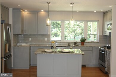 3319 Kaywood Dr, Falls Church, VA 22041 - photo 6