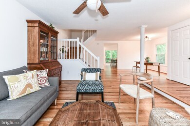 1407 Newport Spring Ct, Reston, VA 20194 - photo 2