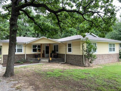 252 Cayuga Trail, Gainesville, TX 76240 - photo 3