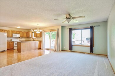 2608 Bent Ridge Ct, Des Moines, IA 50320 - photo 5