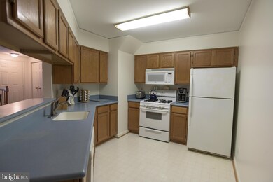 4120 Churchman Way unit 2, Woodbridge, VA 22192 - photo 7