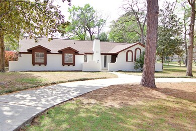 Plenty of parking for company with circle drive way in front