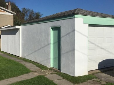 Side Exterior - Detached Garage