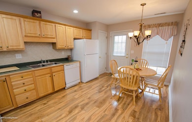 8407 Aspen Glen Way, Louisville, KY 40228 - photo 7