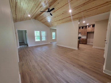 929 N Jeff Davis Ave, Jacksonville, AR 72076 - photo 2