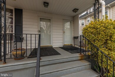 311 Lakeview Dr, Collingswood, NJ 08108 - photo 2