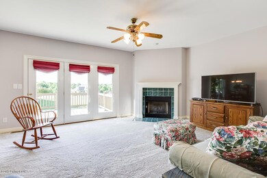 2114 Clark Pointe Dr, Crestwood, KY 40014 - photo 4