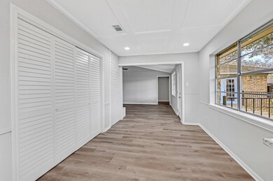 1513 Kings Park Dr, Alvin, TX 77511 - photo 7