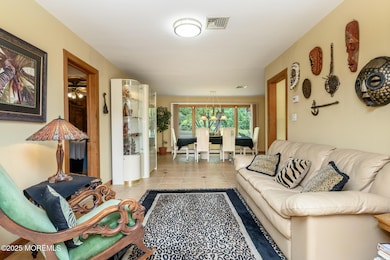 10 Deercrest Dr, Holmdel, NJ 07733 - photo 4